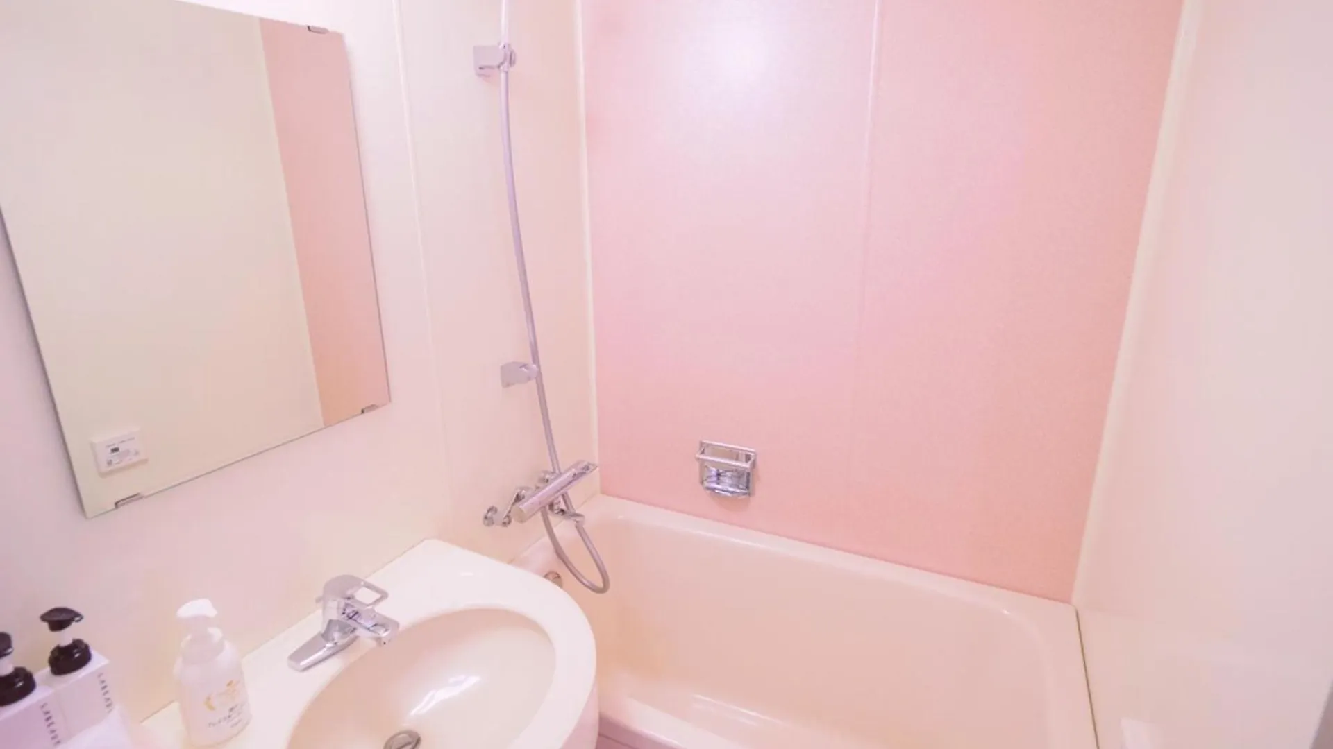 Hotel Shin Osaka / Vacation Stay 81540